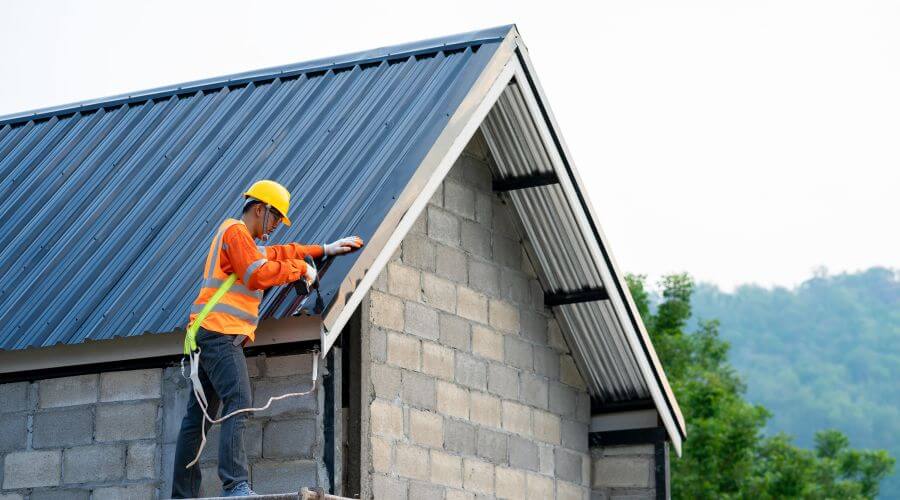 Expert Emergency Roof Repairs services in Luthersville, GA